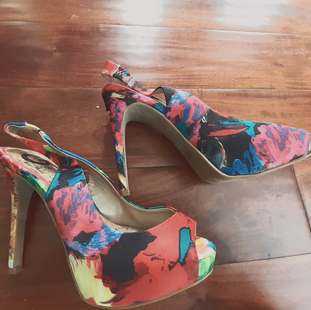 Floral platform open-toed heels